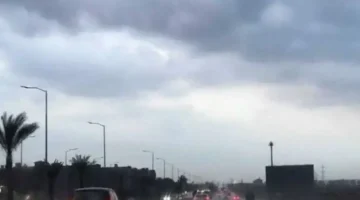 طقس الساعات المقبلة.. الأرصاد الجوية تحذر من تراجع الحرارة وفرص سقوط الأمطار